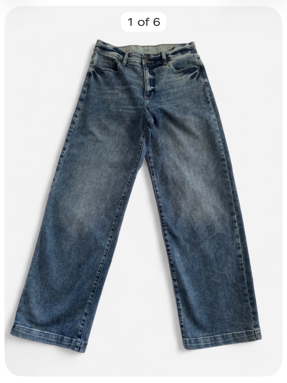 St. John’s Bay Women’s Size 8 Wide Leg Jeans Medium Wash Double Button Denim
